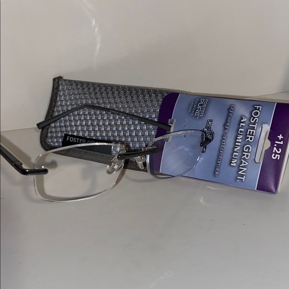Foster Grant Silver Aluminum Reading Glasses +1.25 AL12